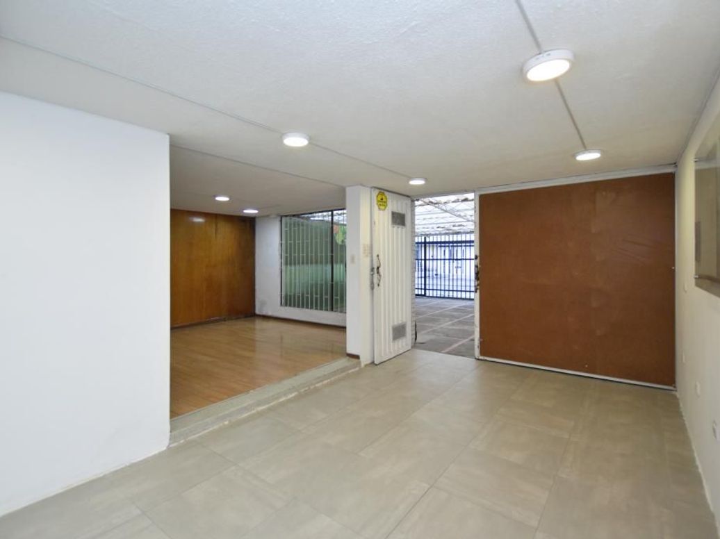 Casa de 4 alcobas en venta en La Castellana, Bogotá, 240 m² · foto 2 de 20