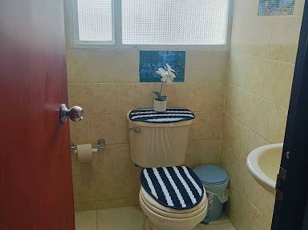 Casa de 6 alcobas en venta en Los Angeles, Bogotá, 297 m² · foto 17 de 20