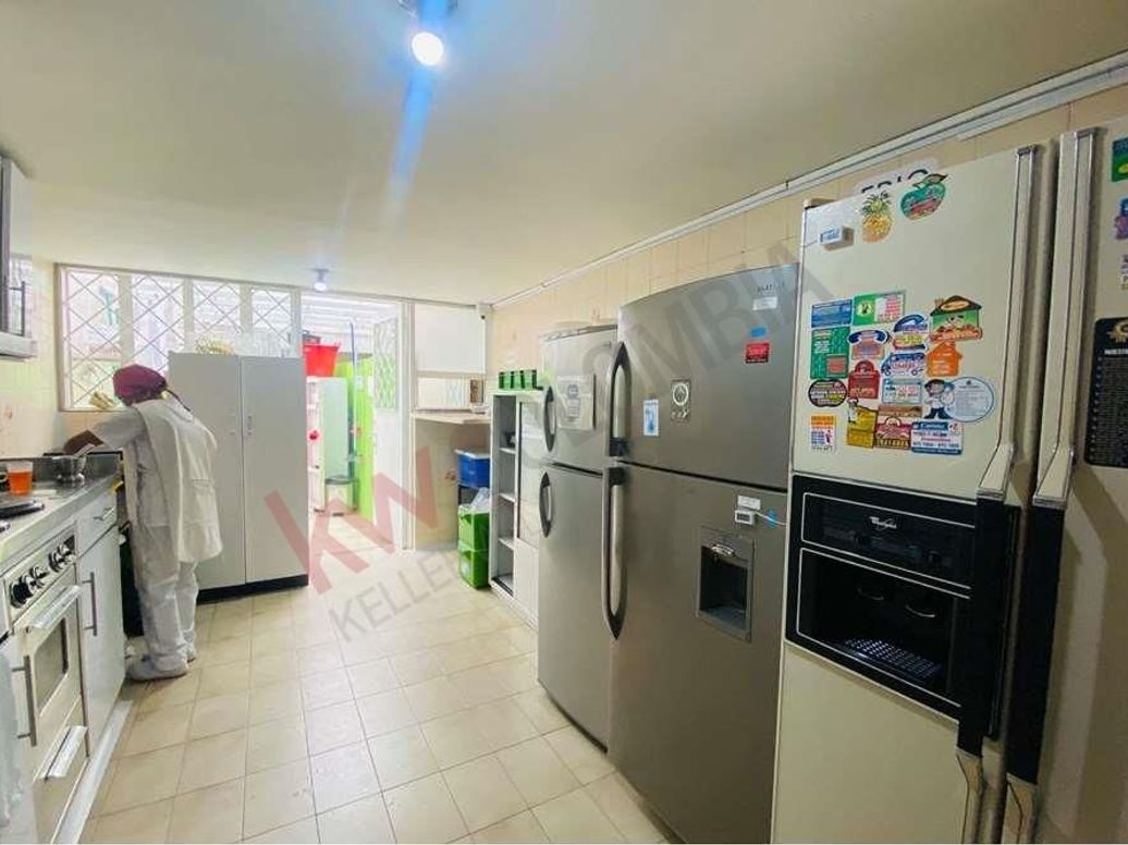 Casa de 4 alcobas en venta en Cedro Bolívar, Bogotá, 365 m² · foto 10 de 19