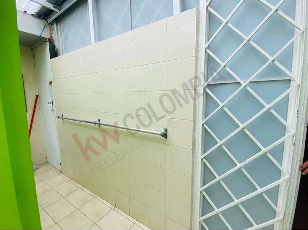 Casa de 4 alcobas en venta en Cedro Bolívar, Bogotá, 365 m² · foto 4 de 19