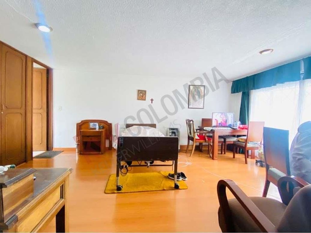 Casa de 4 alcobas en venta en Cedro Bolívar, Bogotá, 365 m² · foto 15 de 19