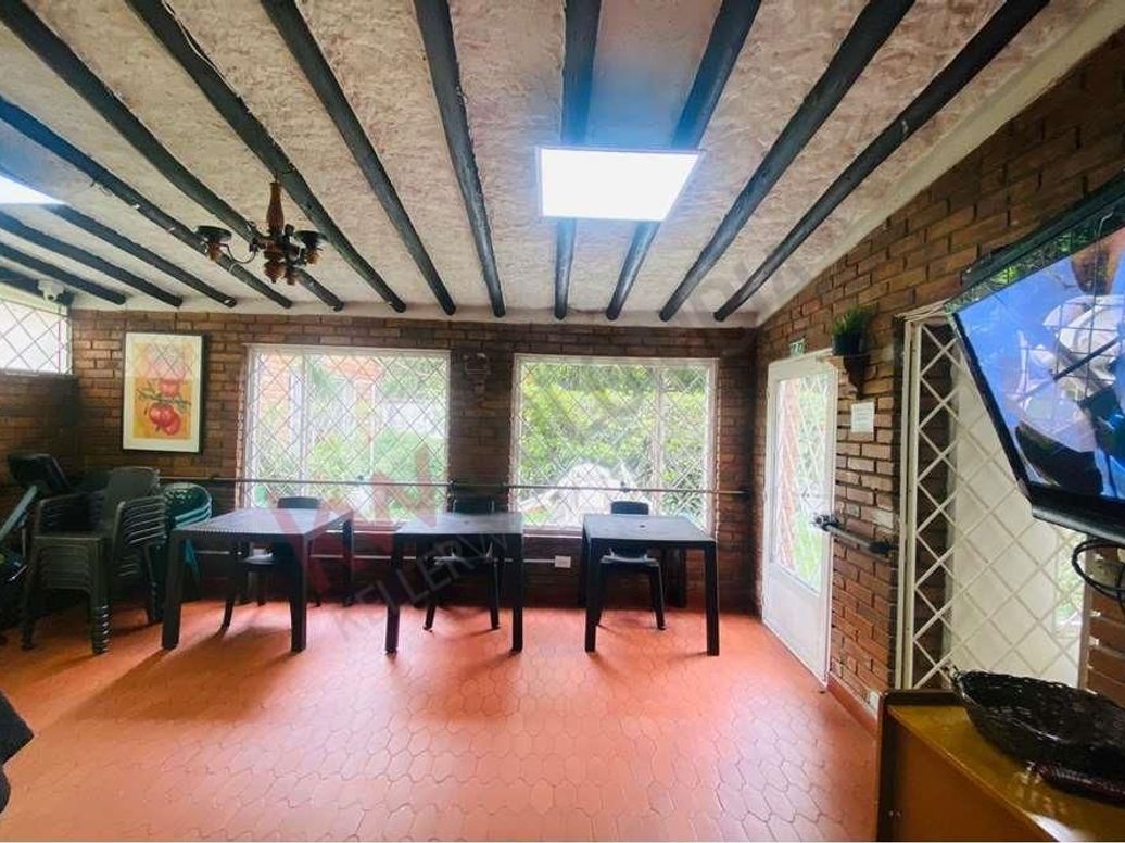Casa de 4 alcobas en venta en Cedro Bolívar, Bogotá, 365 m² · foto 2 de 19