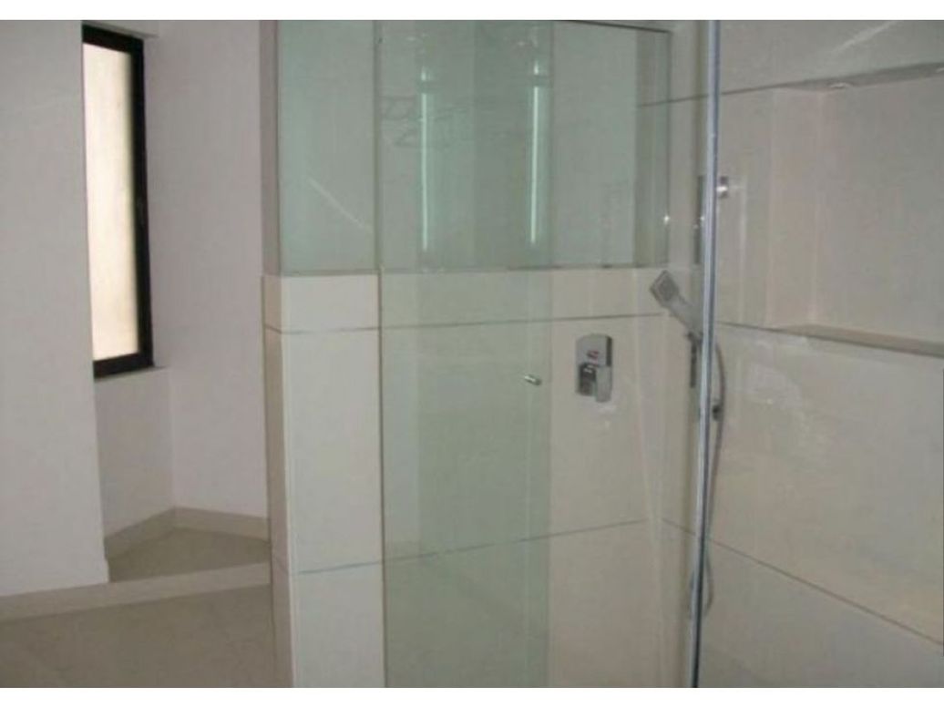 Apartamento de 3 alcobas en venta en Chicó Alto, Bogotá, 247 m² · foto 16 de 17