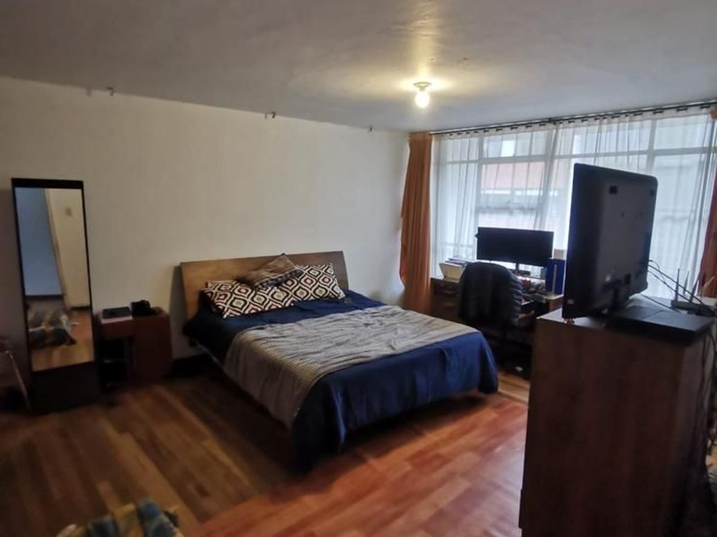 Apartamento de 3 alcobas en venta en La Veracruz, Bogotá, 159 m² · foto 8 de 12