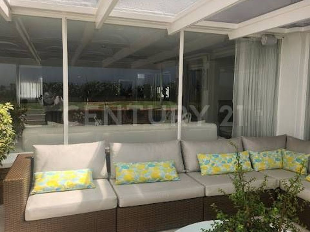 Casa de 4 alcobas en venta en Niza, Bogotá, 350 m² · foto 3 de 20