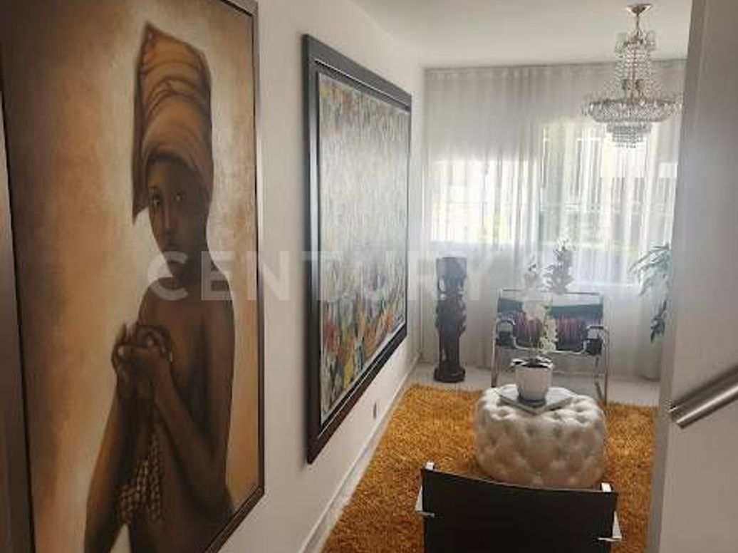 Casa de 4 alcobas en venta en Niza, Bogotá, 350 m² · foto 6 de 20