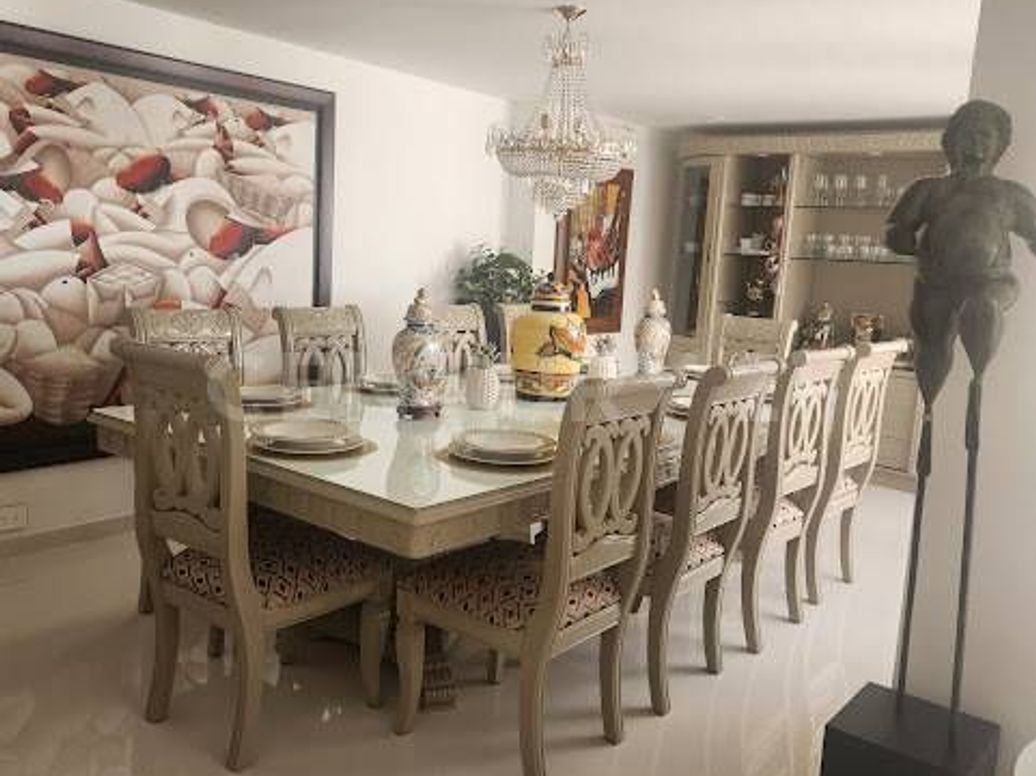 Casa de 4 alcobas en venta en Niza, Bogotá, 350 m² · foto 5 de 20
