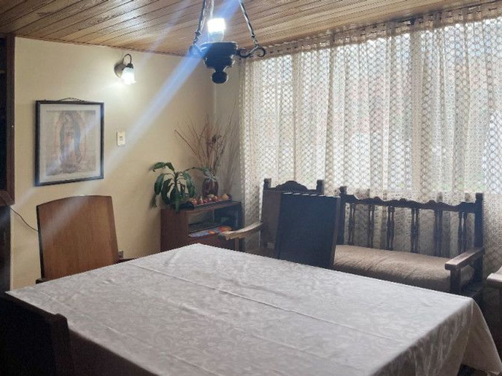 Casa de 4 alcobas en venta en El Contador, Bogotá, 463 m² · foto 6 de 13