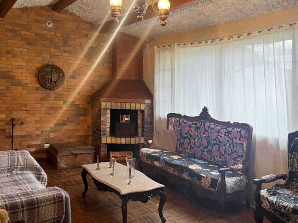 Casa de 4 alcobas en venta en El Contador, Bogotá, 463 m² · foto 5 de 13