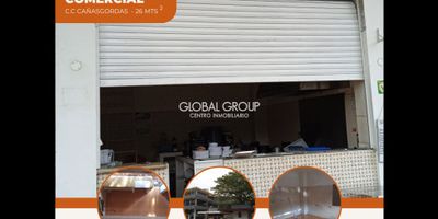 Excelente local ubicado al sur de Cali en el Parque Cañasgordas, al frente de la Universidad Javeriana, sobre la Avenida Cañasgordas. Cuenta con un area de 26 mts2, luz blanca, gas natural, mezanine, puerta perciana y bahía para mesas. Al frente de kioscos, restaurantes y gran bahia de parqueo para carros y motos. Transporte público a la mano, rodeado de todas las universidades y colegios del sector. Cuenta con seguridad privada, cámaras de seguridad y baños publicos. Informes Fernando Ángel  313 7040493 Liliana Tovar 320 4882091
