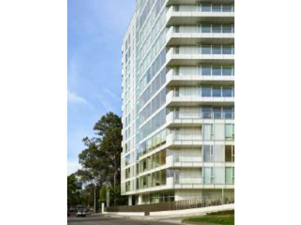 Apartamento de 2 alcobas en venta en Chico, Bogotá, 240 m² · foto 4 de 5