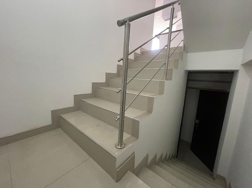 Apartamento de 3 alcobas en venta en Santa Isabel Sur, Bogotá, 120 m² · foto 2 de 20