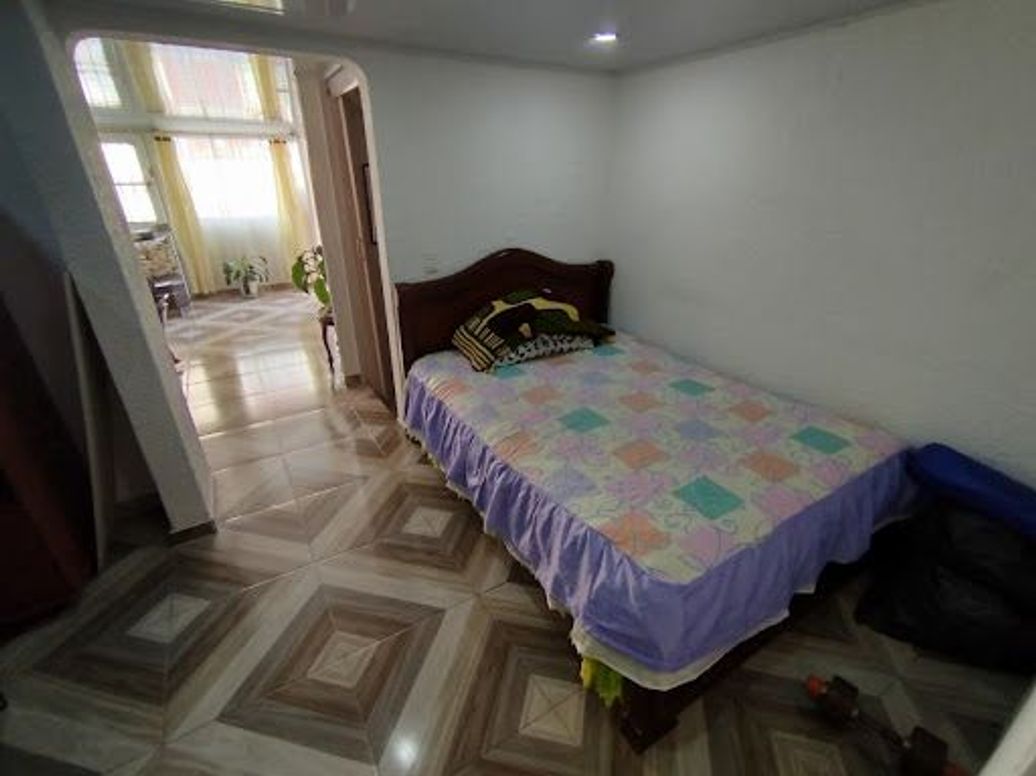 Casa de 3 alcobas en venta en Villas De Granada, Bogotá, 118 m² · foto 5 de 20