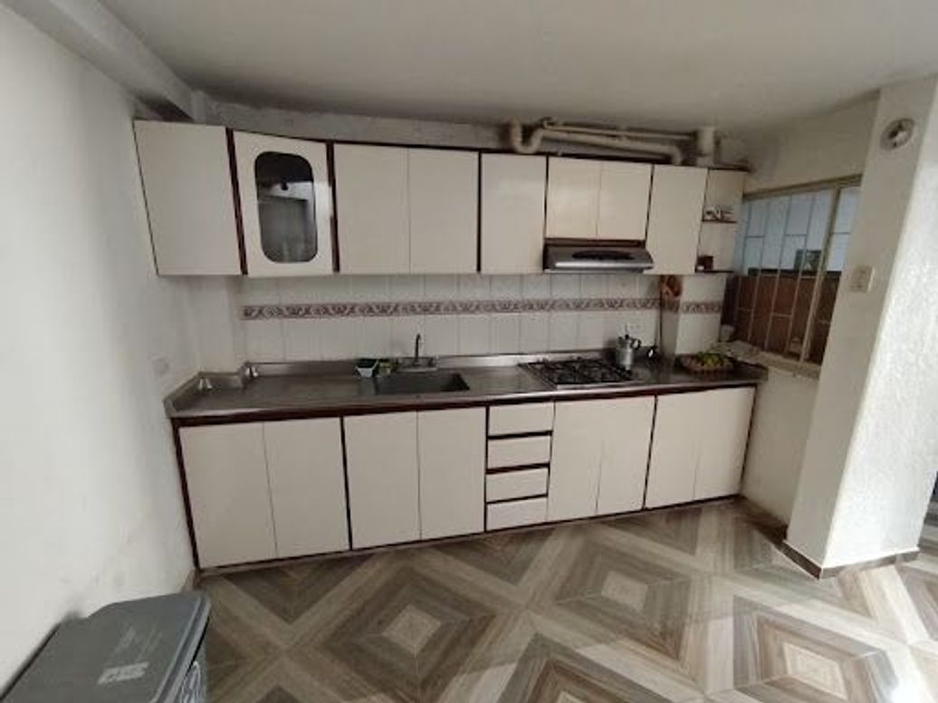 Casa de 3 alcobas en venta en Villas De Granada, Bogotá, 118 m² · foto 7 de 20