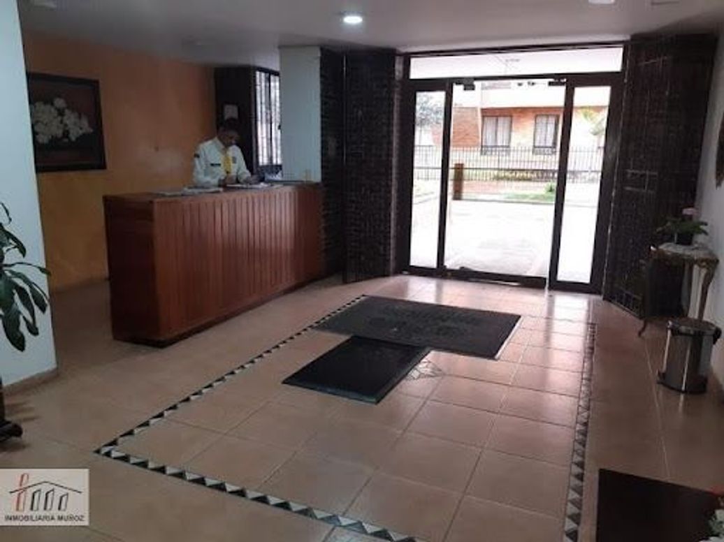 Apartamento de 2 alcobas en venta en Chapinero Occidental, Bogotá, 52 m² · foto 2 de 20
