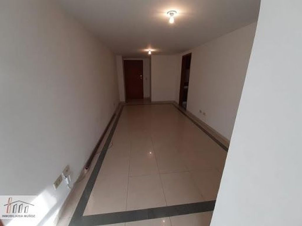 Apartamento de 2 alcobas en venta en Chapinero Occidental, Bogotá, 52 m² · foto 5 de 20
