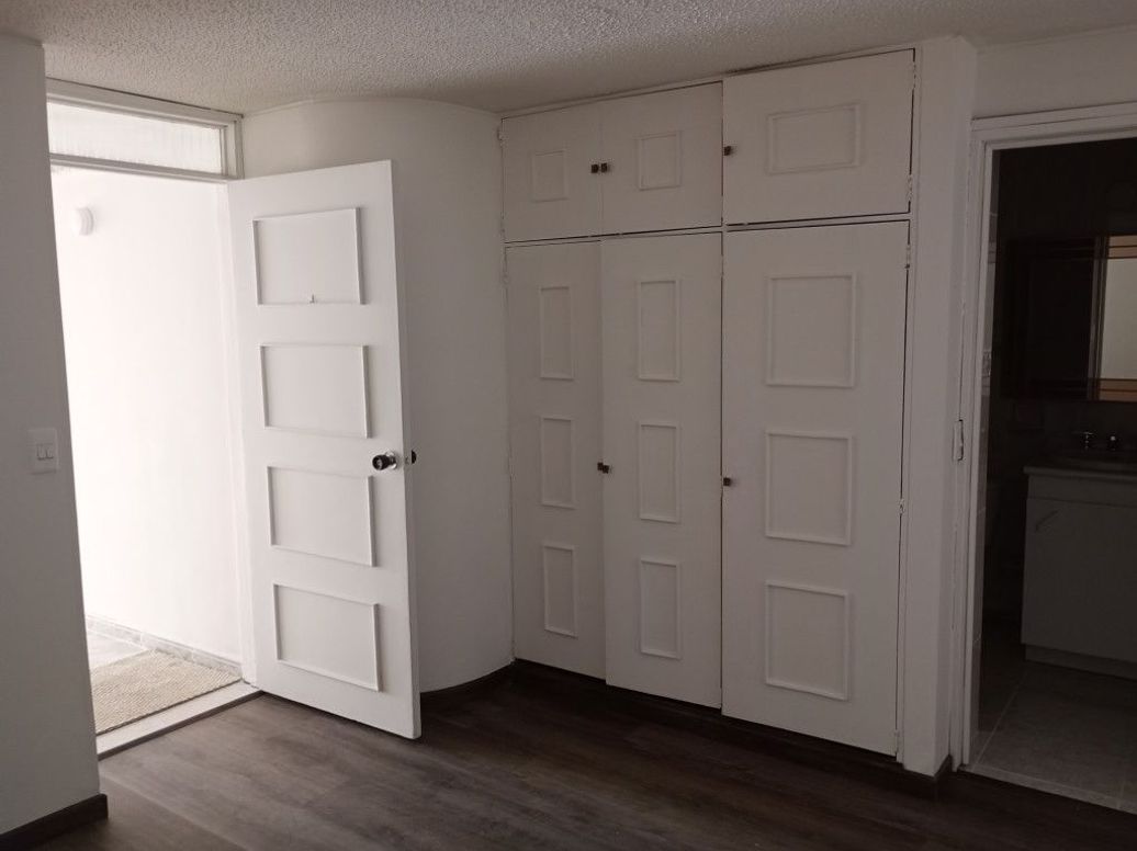 Apartaestudio en venta en Pardo Rubio, Bogotá, 45 m² · foto 9 de 10