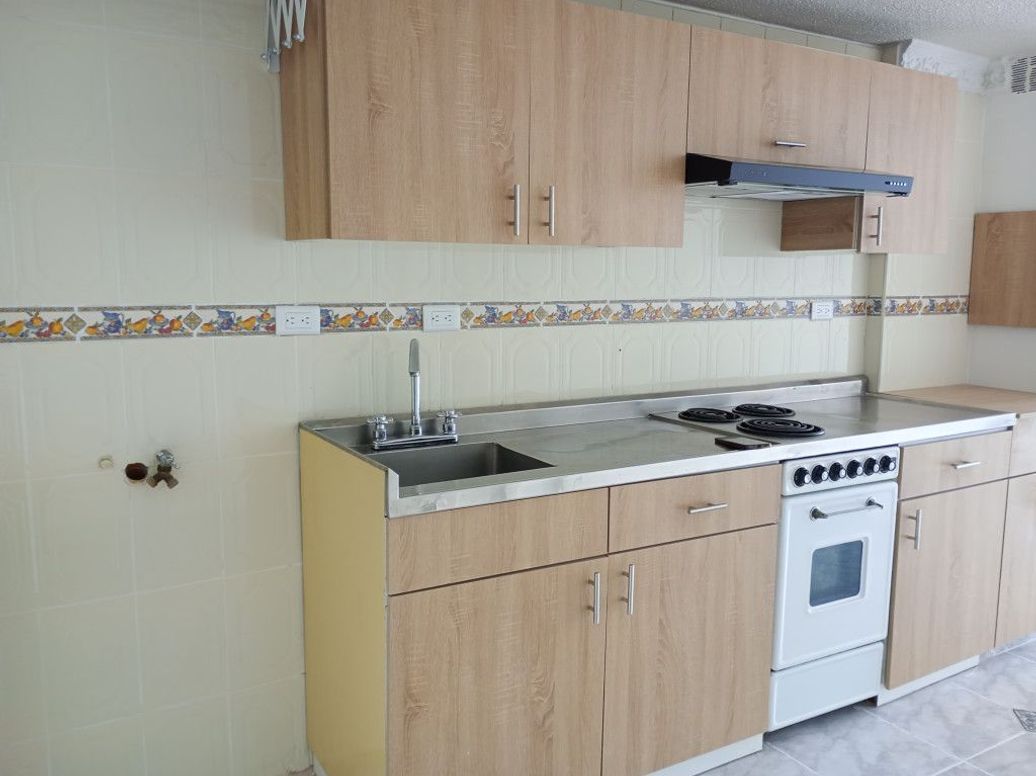 Apartaestudio en venta en Pardo Rubio, Bogotá, 45 m² · foto 5 de 10