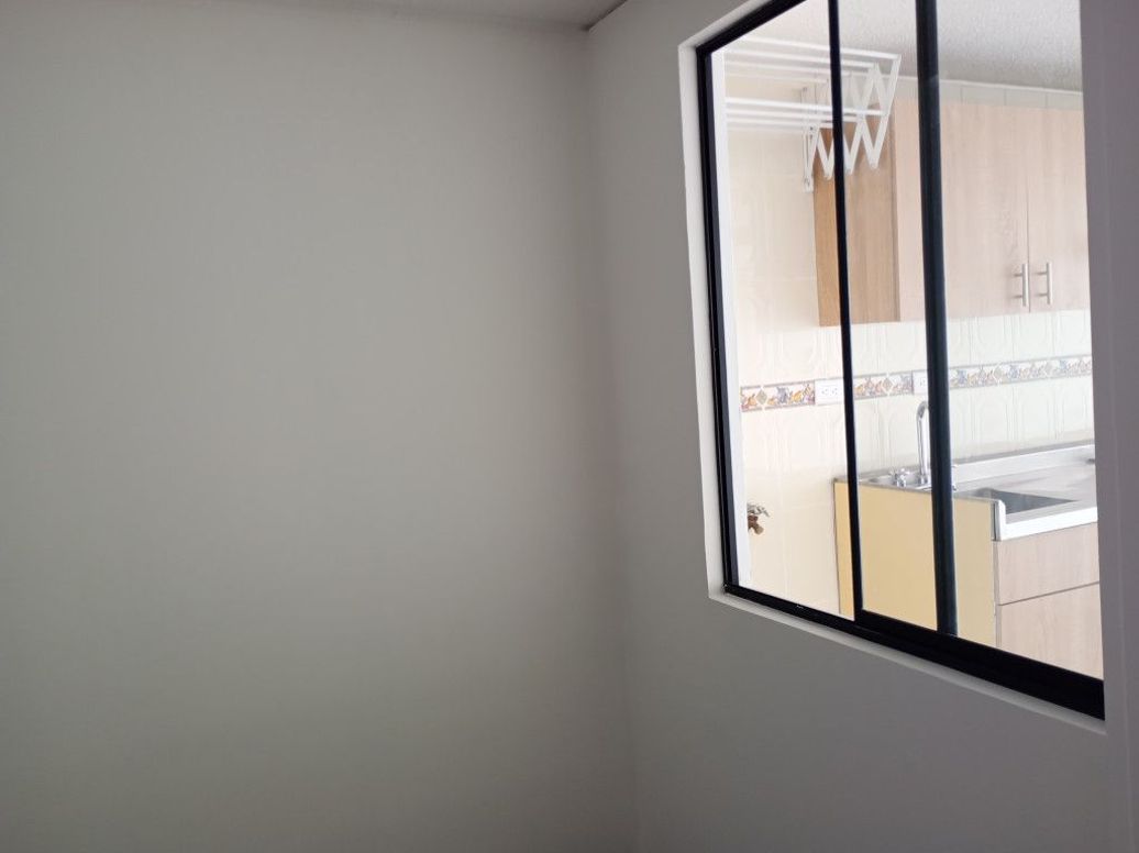 Apartaestudio en venta en Pardo Rubio, Bogotá, 45 m² · foto 7 de 10