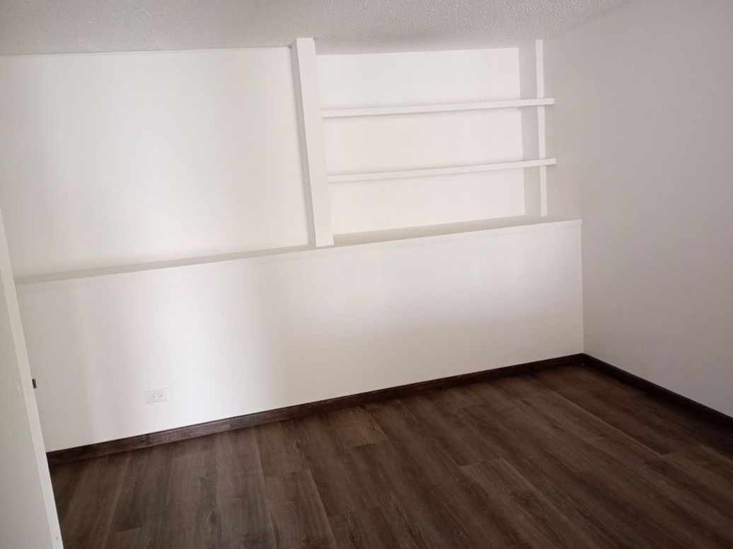 Apartaestudio en venta en Pardo Rubio, Bogotá, 45 m² · foto 8 de 10
