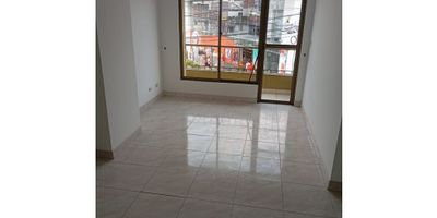 INMOBILIARIA JNQ te afrece  hermoso apartamento para venta Sector Belen quinto piso, amplio e iluminado consta de tres habitaciones con closet, dos baños completos, salacomedor, cocina integral,  gas natural, calentador a gas, garaje,  zona de ropas, pisos en ceramica. El Edificio cuenta con citofono. NO ascensor.

Excelente ubicación zona residencial, Cerca a  zona comercial, hospitales, colegios, supermercado y transporte publico. 

INFORMES:3127770350       3167421653      8830190
