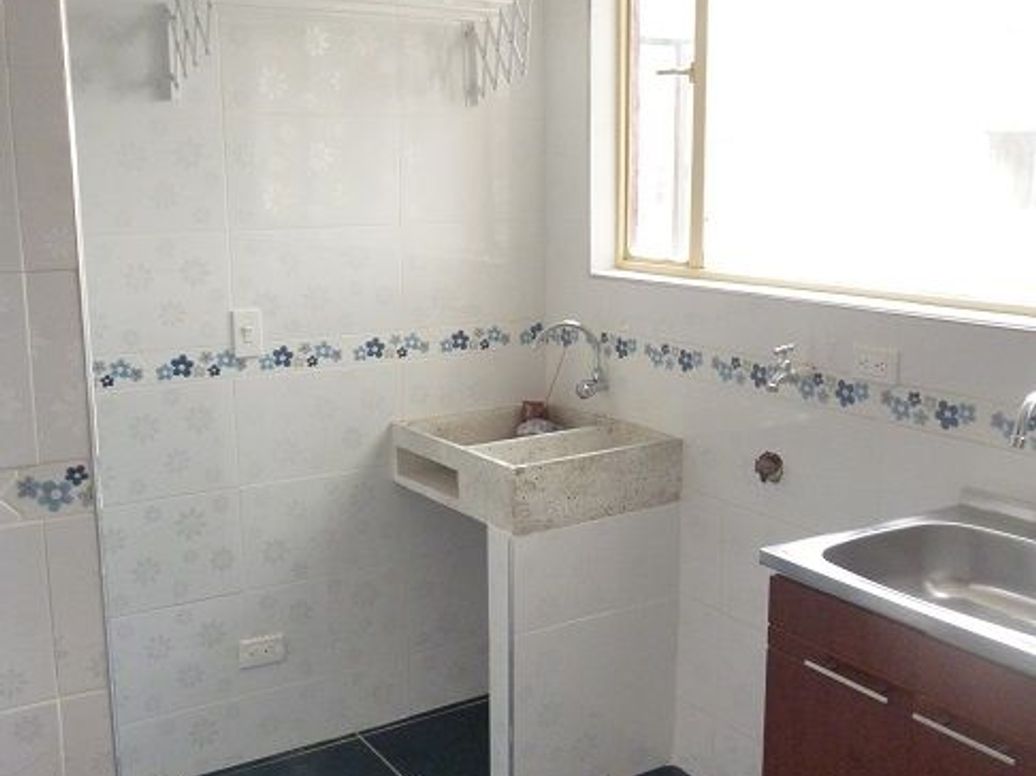 Apartamento de 3 alcobas en venta en Florida Blanca Norte - Edif Retiro De Zarzamora, Bogotá, 54 m² · foto 16 de 19