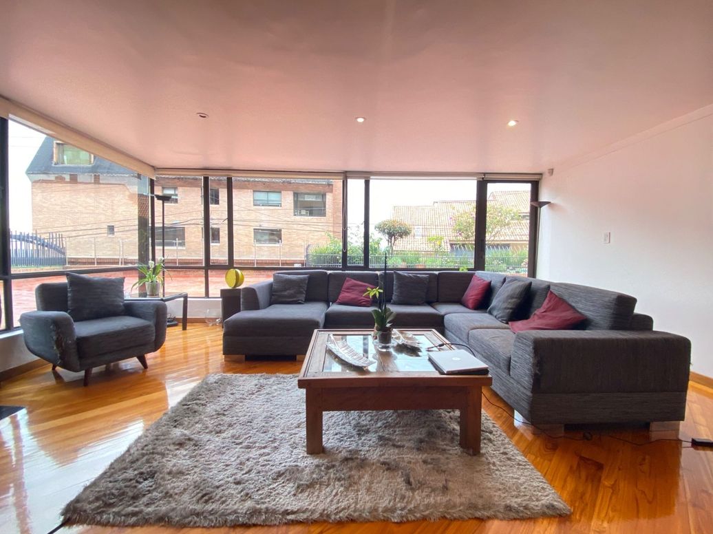 Apartamento de 3 alcobas en venta en El Refugio, Bogotá, 490 m² · foto 11 de 20