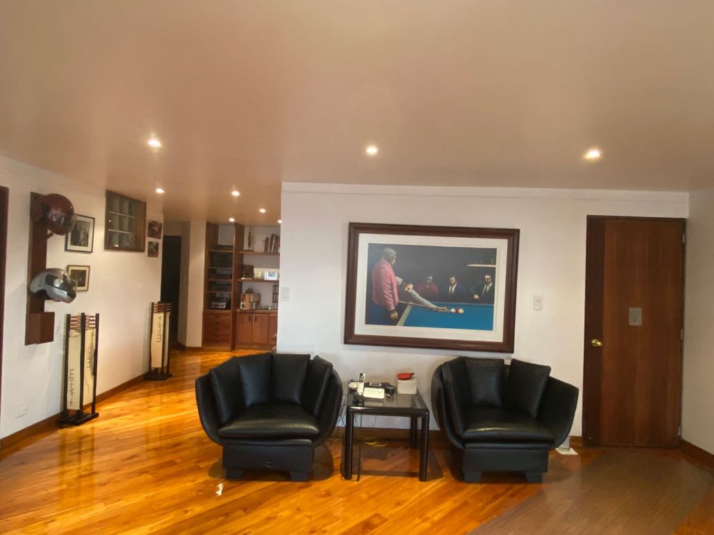 Apartamento de 3 alcobas en venta en El Refugio, Bogotá, 490 m² · foto 14 de 20