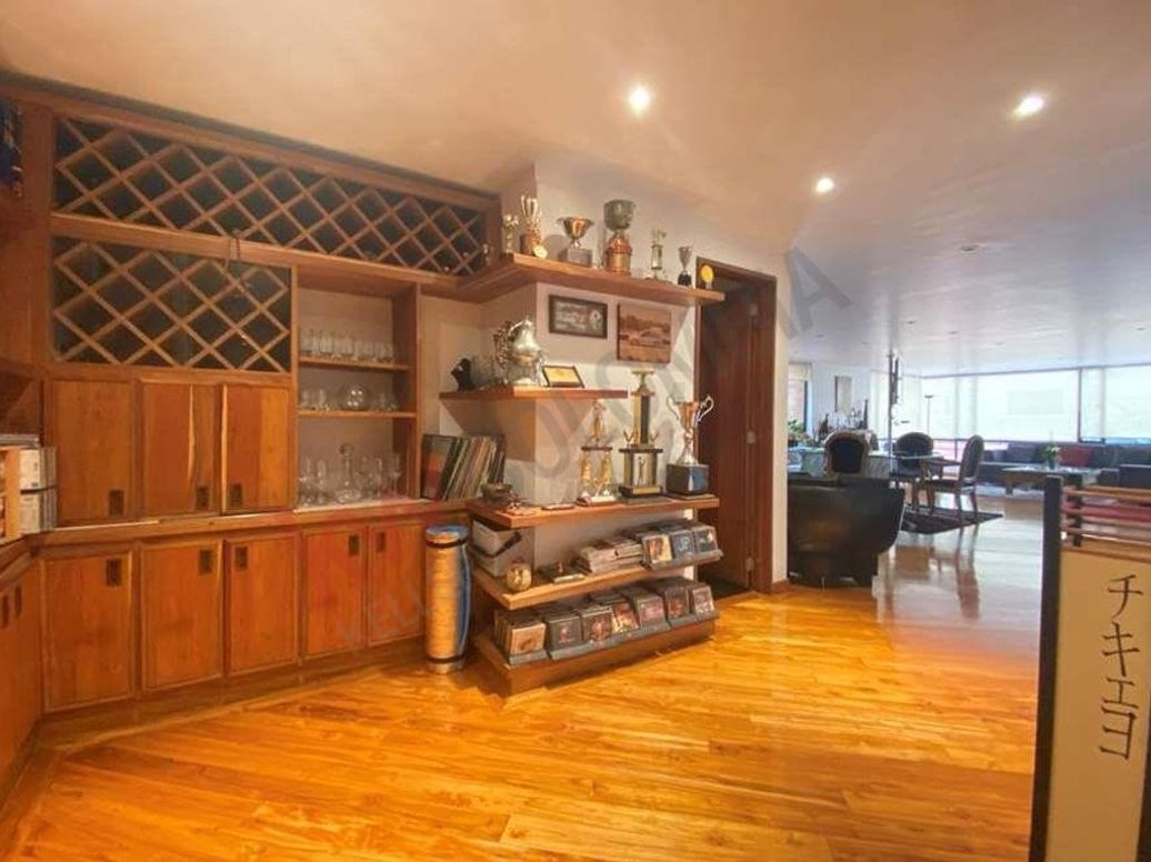 Apartamento de 3 alcobas en venta en El Refugio, Bogotá, 490 m² · foto 3 de 20