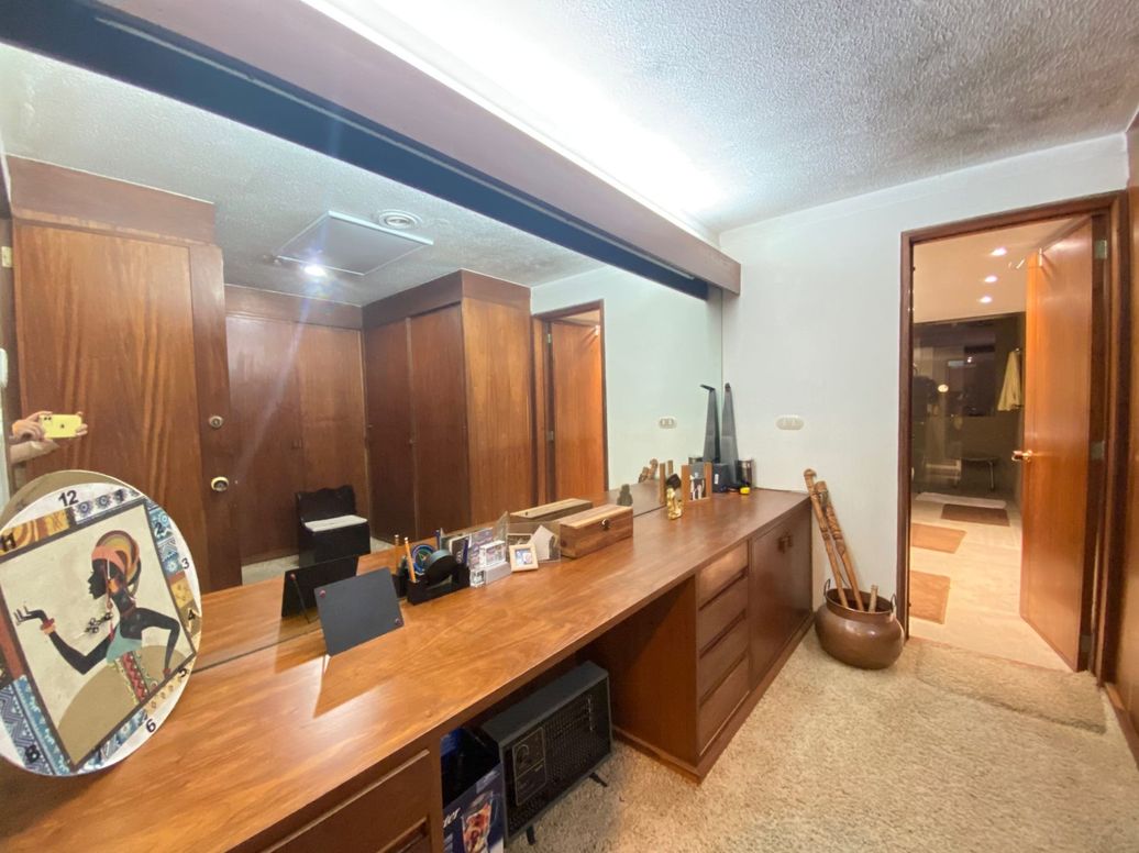 Apartamento de 3 alcobas en venta en El Refugio, Bogotá, 490 m² · foto 17 de 20