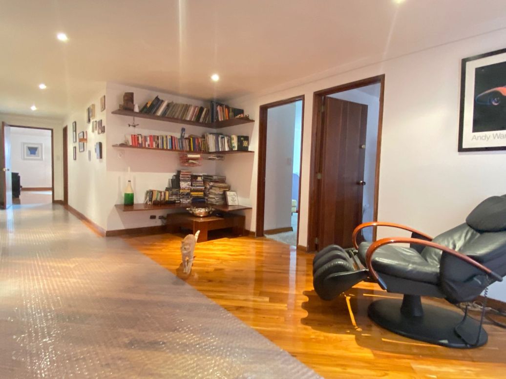 Apartamento de 3 alcobas en venta en El Refugio, Bogotá, 490 m² · foto 18 de 20