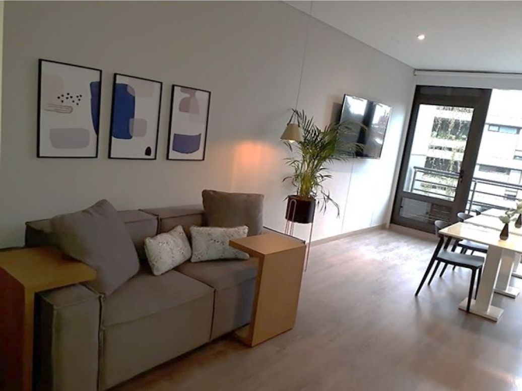 Apartamento de 3 alcobas en venta en Los Rosales, Bogotá, 270 m² · foto 2 de 20