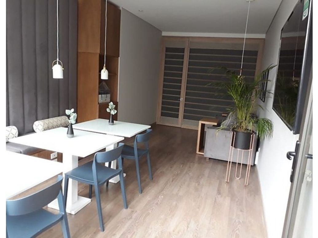 Apartamento de 3 alcobas en venta en Los Rosales, Bogotá, 270 m² · foto 13 de 20