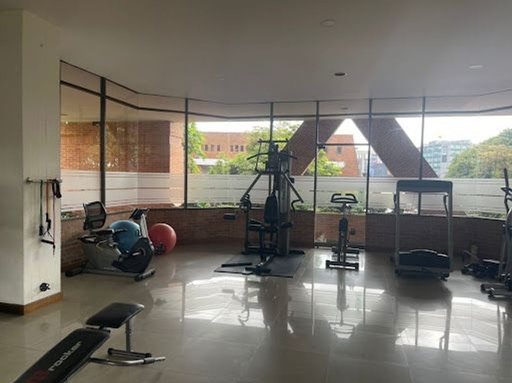 Apartamento de 3 alcobas en venta en Santa Barbara Alta, Bogotá, 252 m² · foto 18 de 20