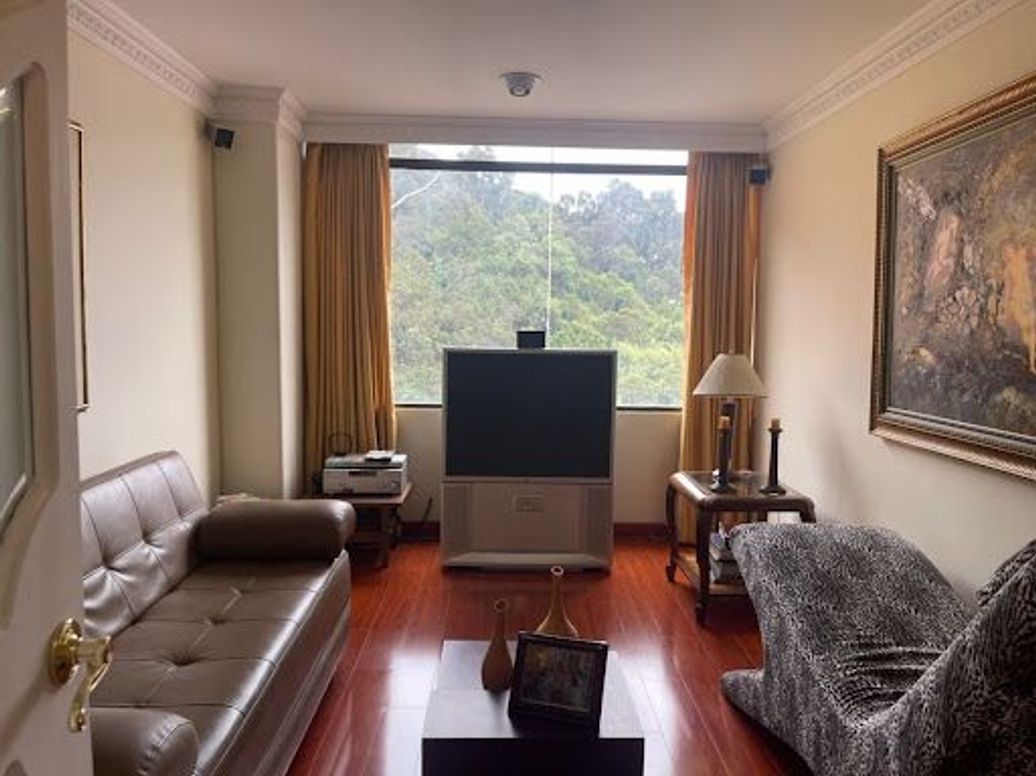 Apartamento de 3 alcobas en venta en Santa Barbara Alta, Bogotá, 252 m² · foto 8 de 20