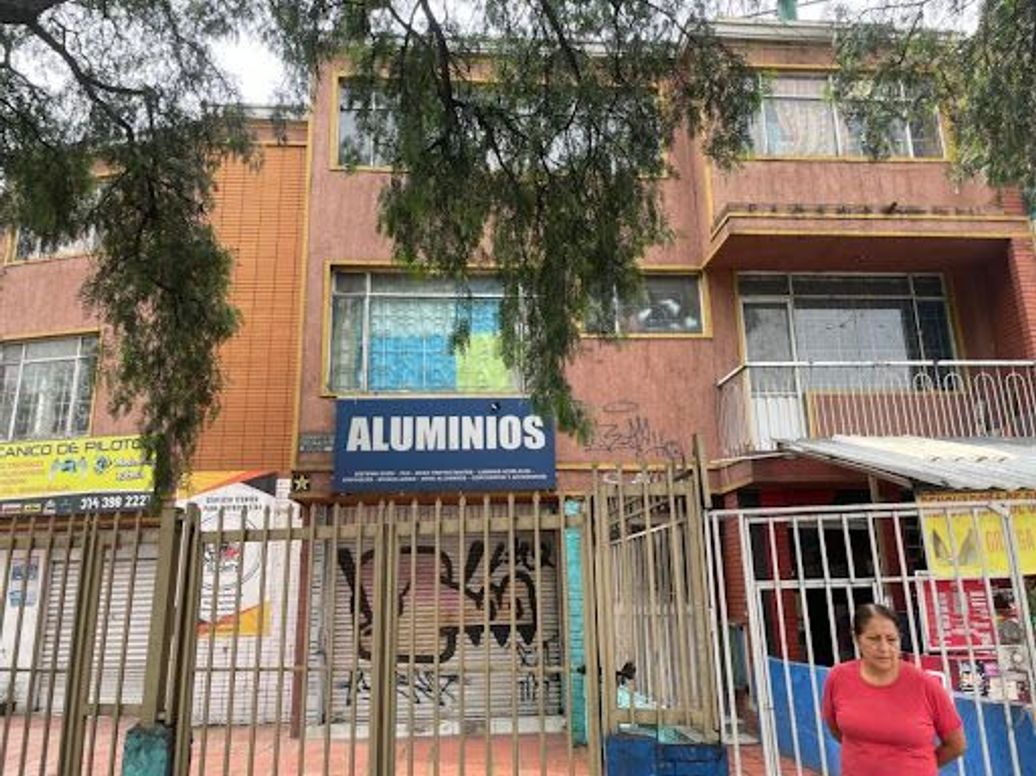 Casa de 10 alcobas en venta en Santa Isabel, Bogotá, 460 m² · foto 18 de 19