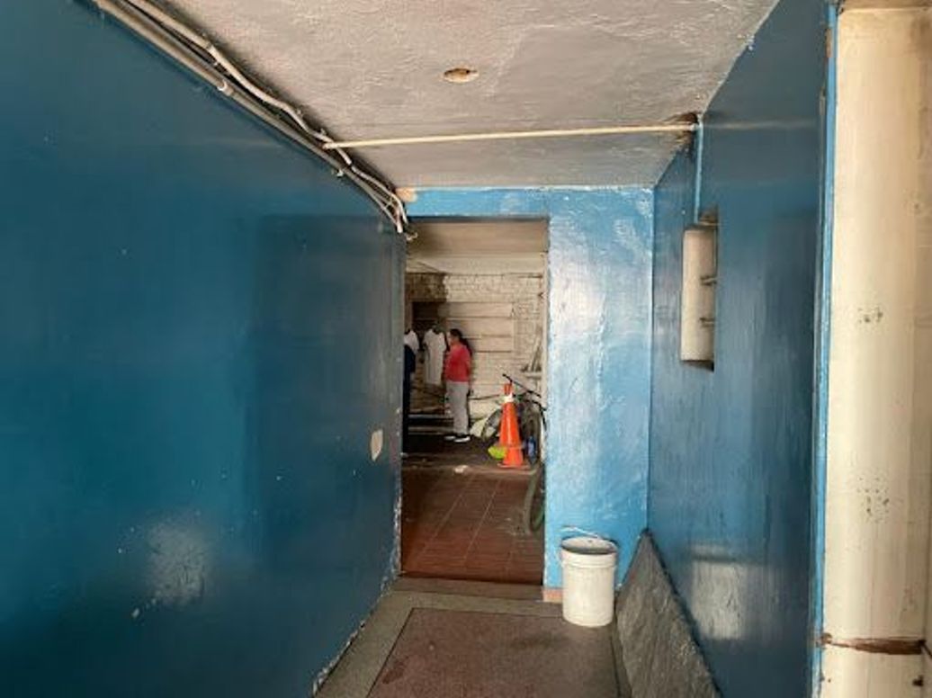 Casa de 10 alcobas en venta en Santa Isabel, Bogotá, 460 m² · foto 13 de 19