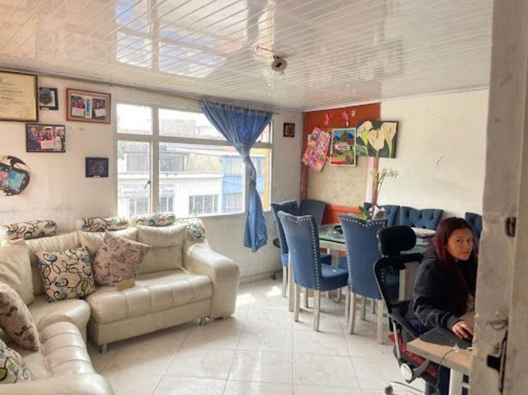 Casa de 10 alcobas en venta en Santa Isabel, Bogotá, 460 m² · foto 2 de 19