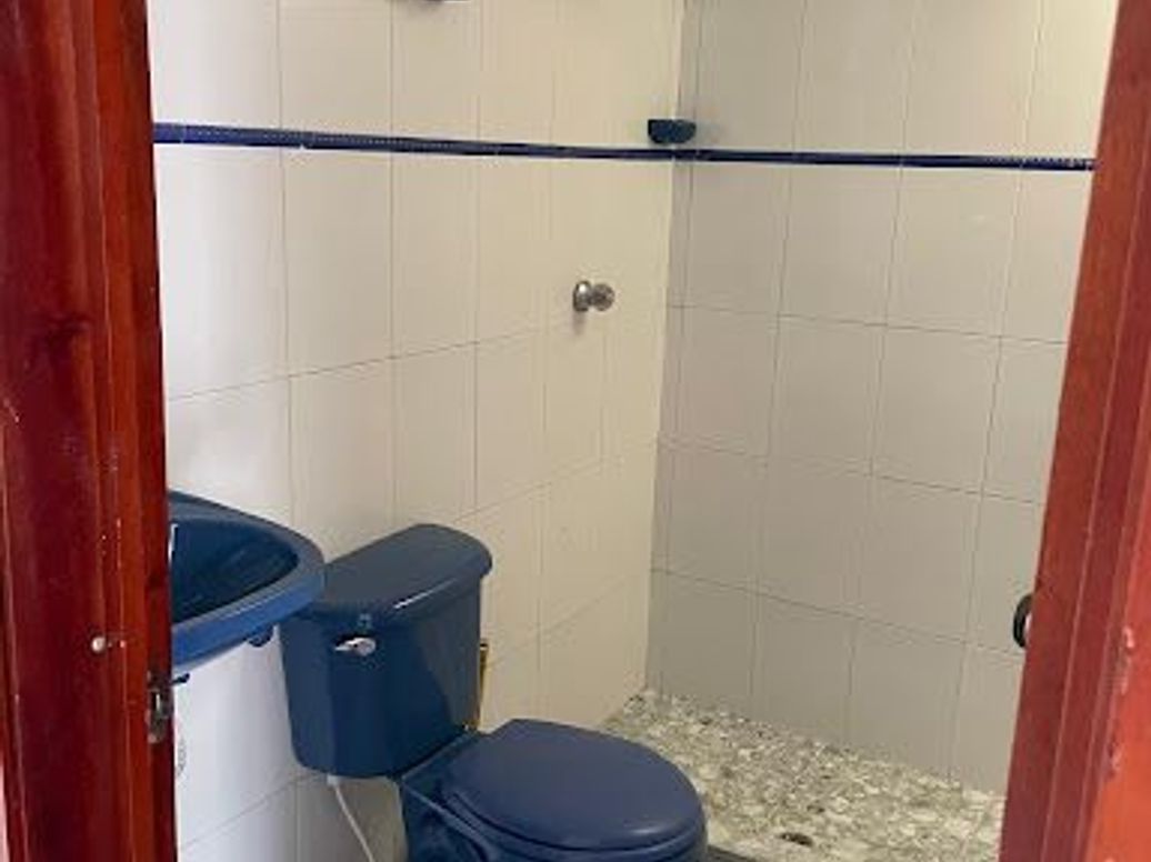 Casa de 6 alcobas en venta en Villa Amalia, Bogotá, 224 m² · foto 10 de 20