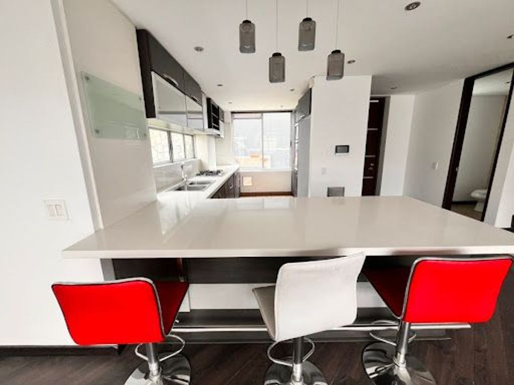 Casa de 4 alcobas en venta en Sotileza, Bogotá, 225 m² · foto 2 de 20