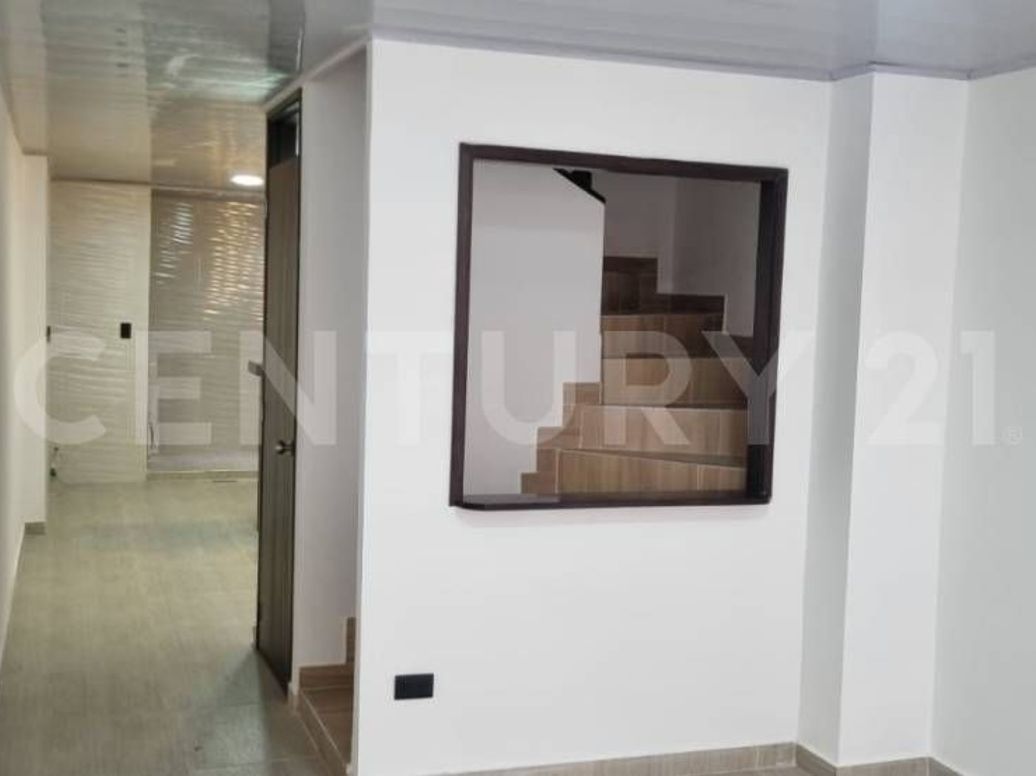 Casa de 3 alcobas en venta en Costa Azul, Bogotá, 108 m² · foto 3 de 6