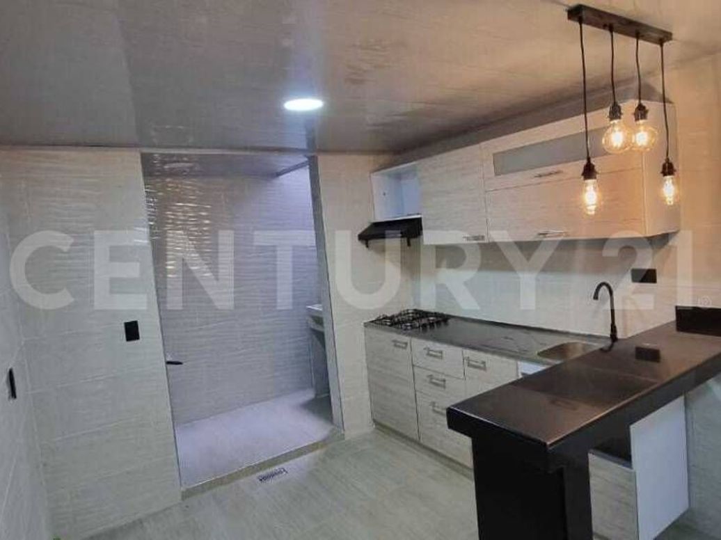 Casa de 3 alcobas en venta en Costa Azul, Bogotá, 108 m² · foto 4 de 6