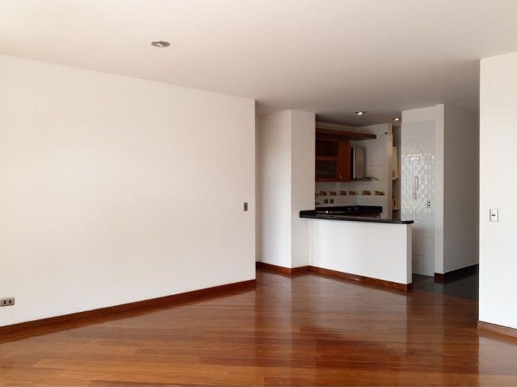 Apartamento de 1 alcoba en venta en Niza Suba, Bogotá, 72 m² · foto 3 de 20