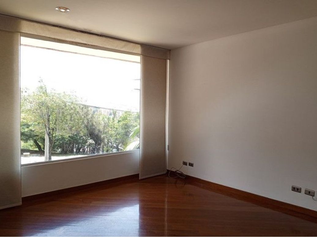 Apartamento de 1 alcoba en venta en Niza Suba, Bogotá, 72 m² · foto 10 de 20