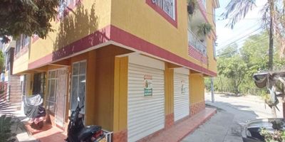 Local en arriendo en Bucaramanga, Brisas del campo. Área construida: 60 mts. Un baño. Código inmobiliaria: 36082, para mayor información y revisar toda nuestra oferta visita nuestra pagina web: estebanrios.com o comuníquese a nuestro PBX: (607) 635 2877