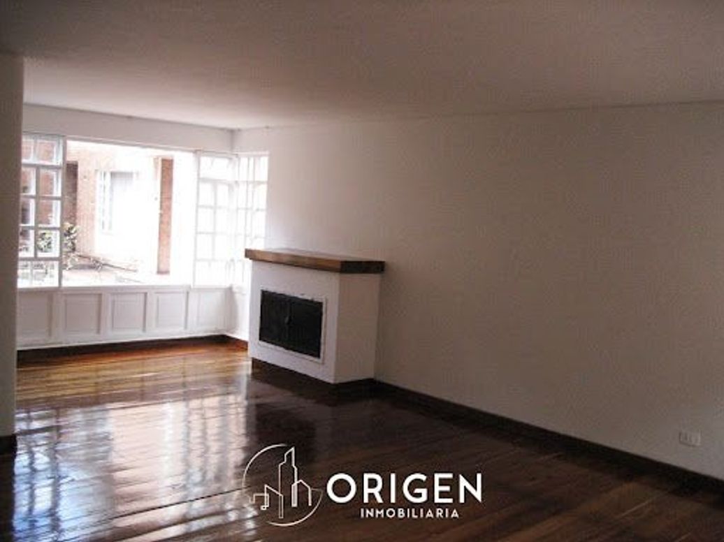 Casa de 5 alcobas en arriendo en Santa Barbara Occidental, Bogotá, 370 m² · foto 4 de 20