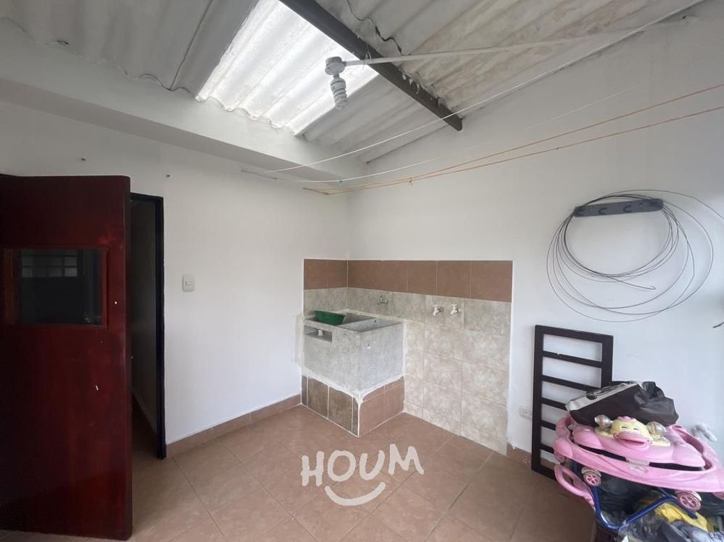 Casa de 6 alcobas en venta en Jorge Cortes, Bogotá, 112 m² · foto 3 de 20