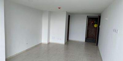 Consultorio en Arriendo con buena ubicación en Cerritos via principal cerca a rutas de transporte publico y servicios complementarios de la zona, ubicado en centro comercial nuevo, con vista panorámica, cuenta con un espacio amplio, un baño, con un parqueadero cubierto, ascensores.  Vigilancia y porteria las 24 Horas.  *Inmuebles sujetos a verificación de disponibilidad.*