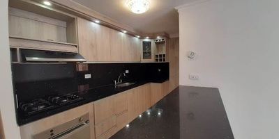 Apartamento Ubicado en el Sector de la loma del Indio, Facilidad de acceso a rutas de servicio Público, además cerca de la Avenida las Palmas, mall el Indio, mall palma Grande, Centro Comercial San Diego y Euro de Palmas. 