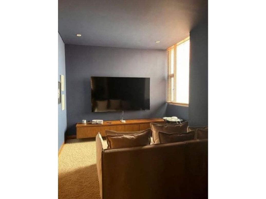 Apartamento de 3 alcobas en venta en Los Rosales, Bogotá, 242 m² · foto 5 de 16